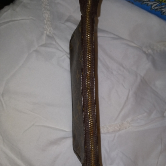 Louis Vuitton pochette clutch monogram - Picture 4 of 5